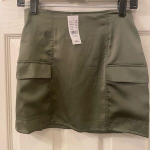 COPY - Pacsun kendall and kylie NWT silk cargo mini skirt